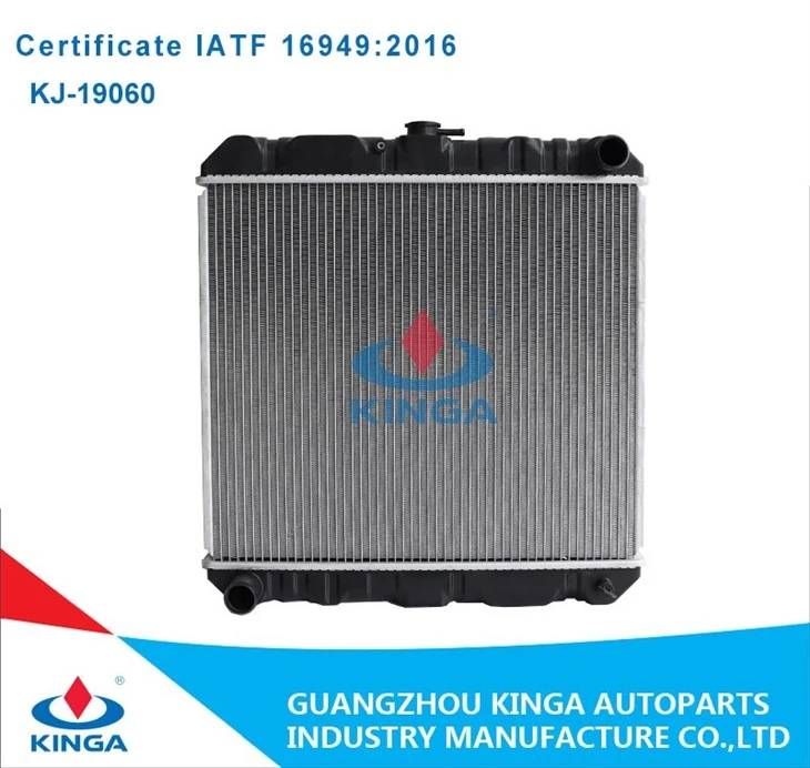 Spare Parts Auto Radiator For DAIHATSU DELTA DV58/DV99'95-MT