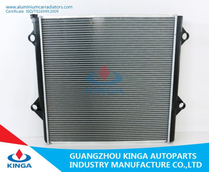 Car Parts Auto Radiator For Toyota Prado 2003 Rzj120/Uzj120 Dpi 2581