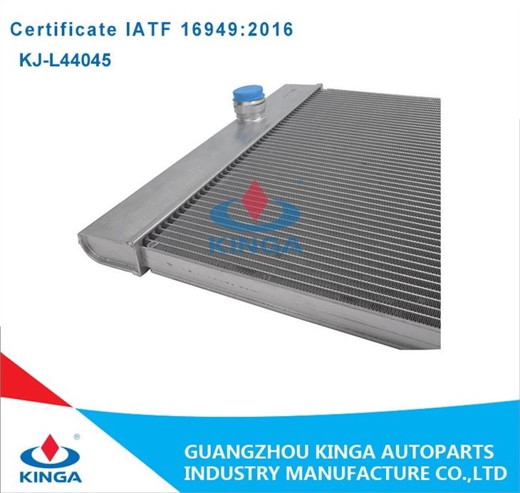 Auto Cooling Aluminum Radiator For BMW 5-Series E60/61 A/Mt