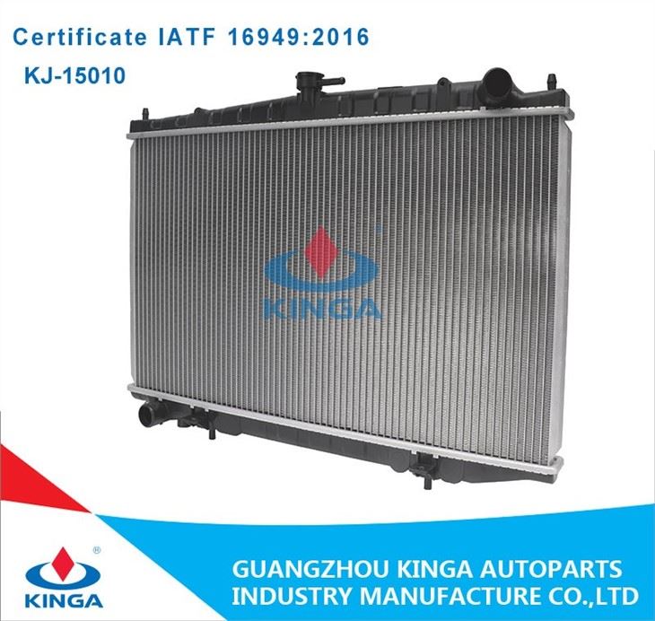 Plastic Aluminum Brazed Radiator For Nissan BLUEBIRD`93-98 U13 MT